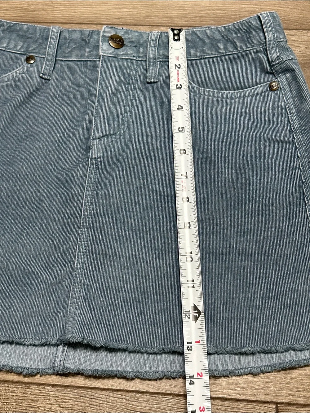 Carve Designs 14” Oahu Mid Rise Corduroy Skirt Blue Size 2